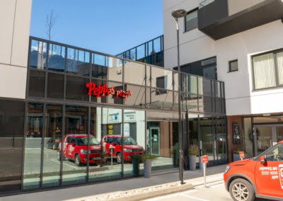 2*sst/solgl 70-35/laminert/lydgl-Ral 7021 -rekkverk Kraft